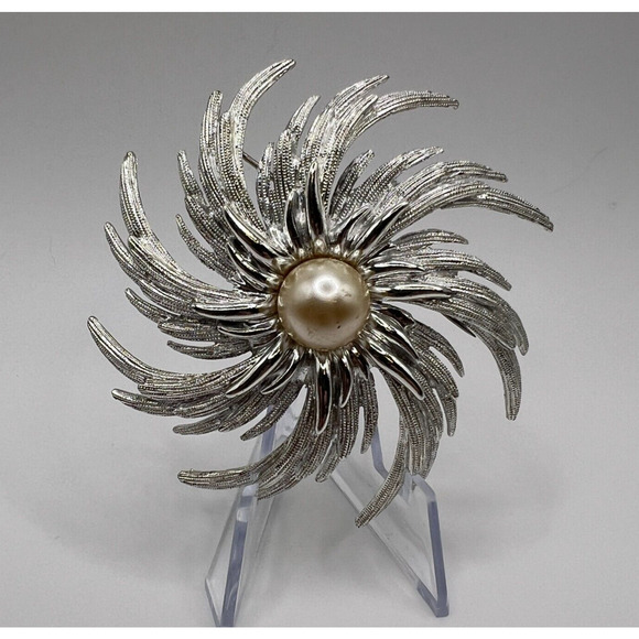 Vintage Large Spiral Sarah Coventry Silver Tone 3” Brooch Faux Pearl MCM - Picture 1 of 8
